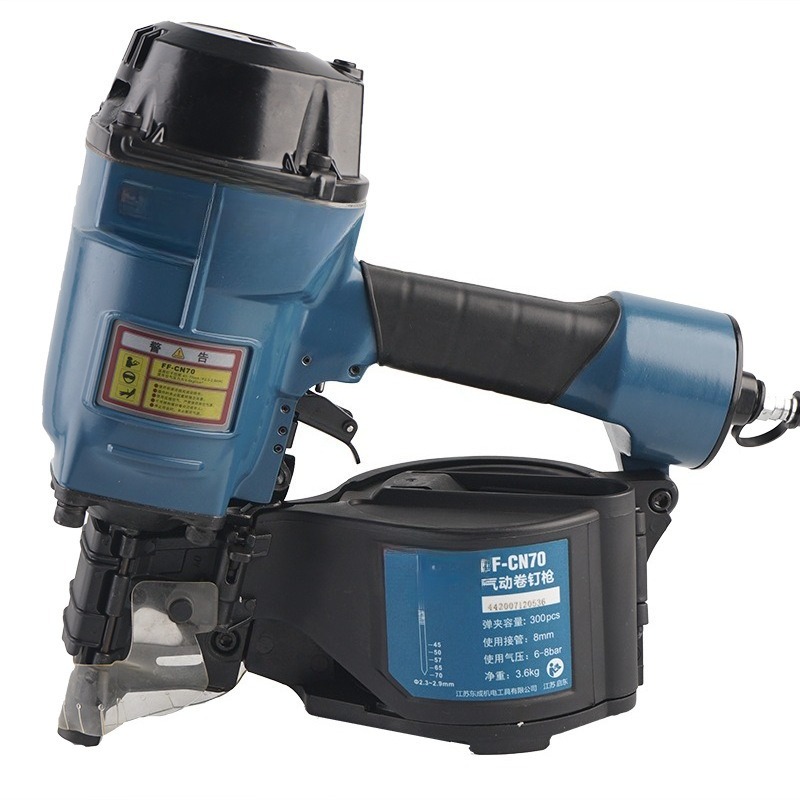 Woodworking Magazine - Cloueuse pneumatique, chargeur grande capacité, cloueuse